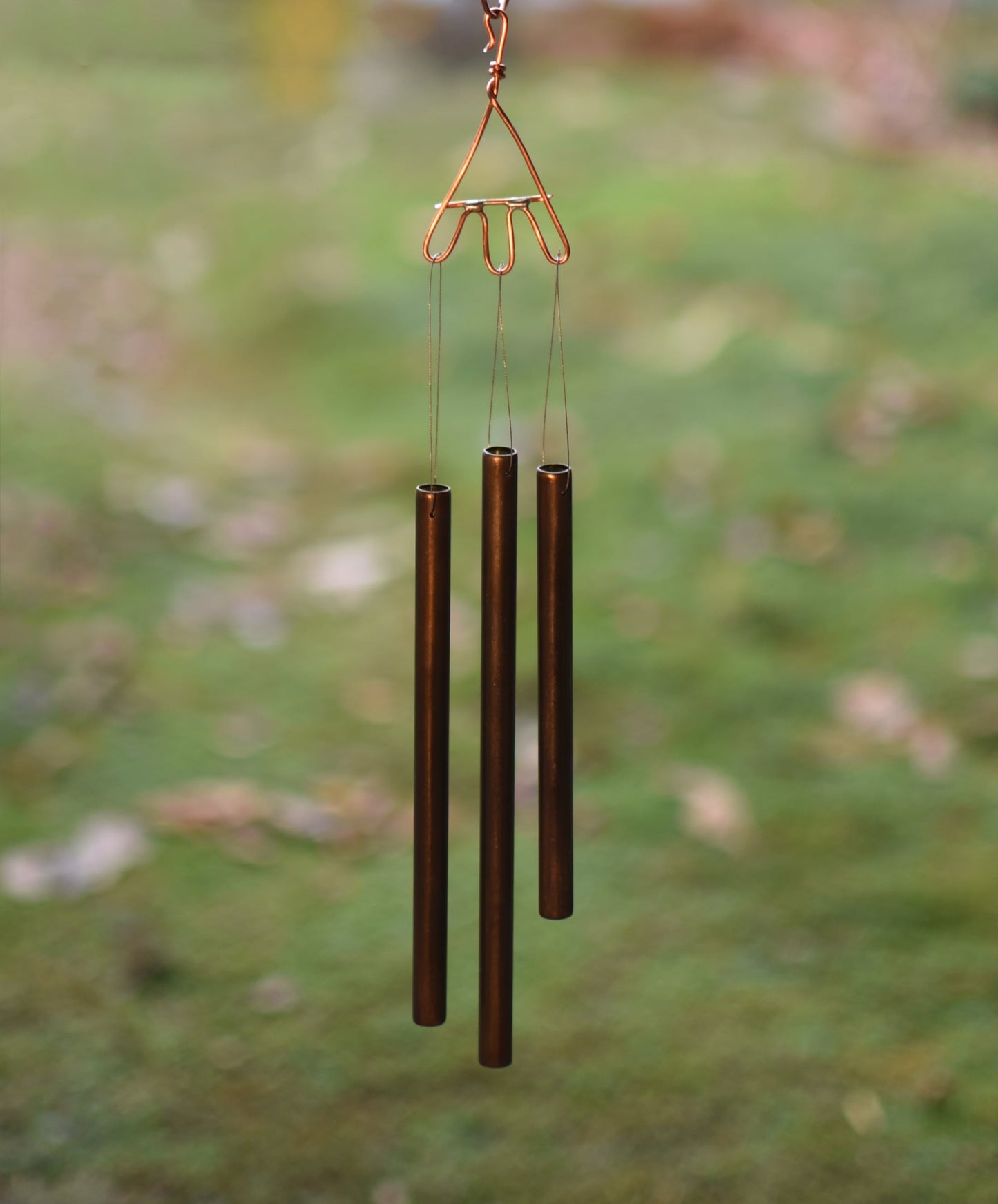 Zen Beach Stone Wind Chime — Cobalt Blue Glass — 3 Brass Chimes